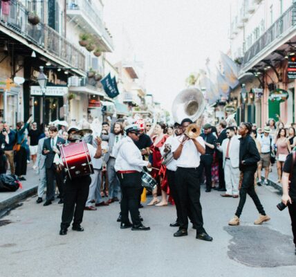 Nowoorleański karnawał w Polsce – jak zorganizować imprezę w stylu Mardi Gras 4 new orlean jazz
