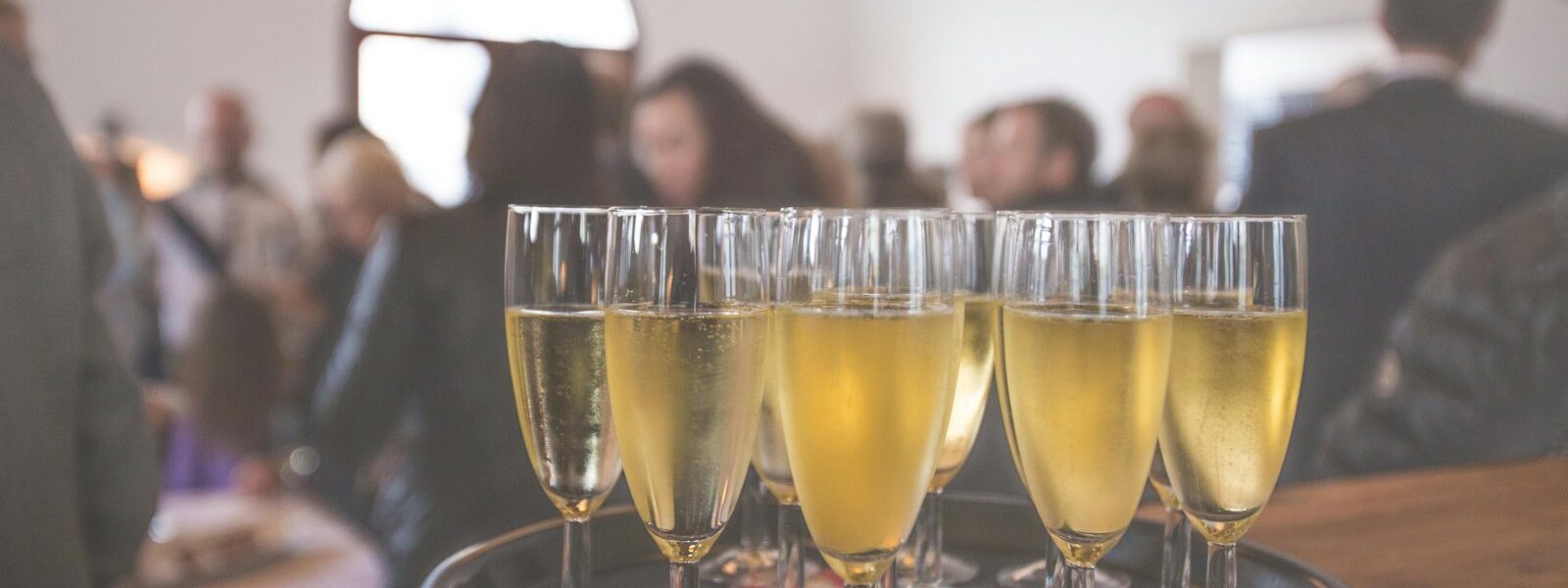 Muzyka na event firmowy – jak jazz wpływa na atmosferę wydarzenia 1 impreza firmowa