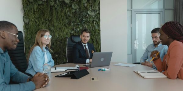 Jak muzyka jazzowa buduje nastrój podczas wydarzeń firmowych? 27 spotkanie firmowe